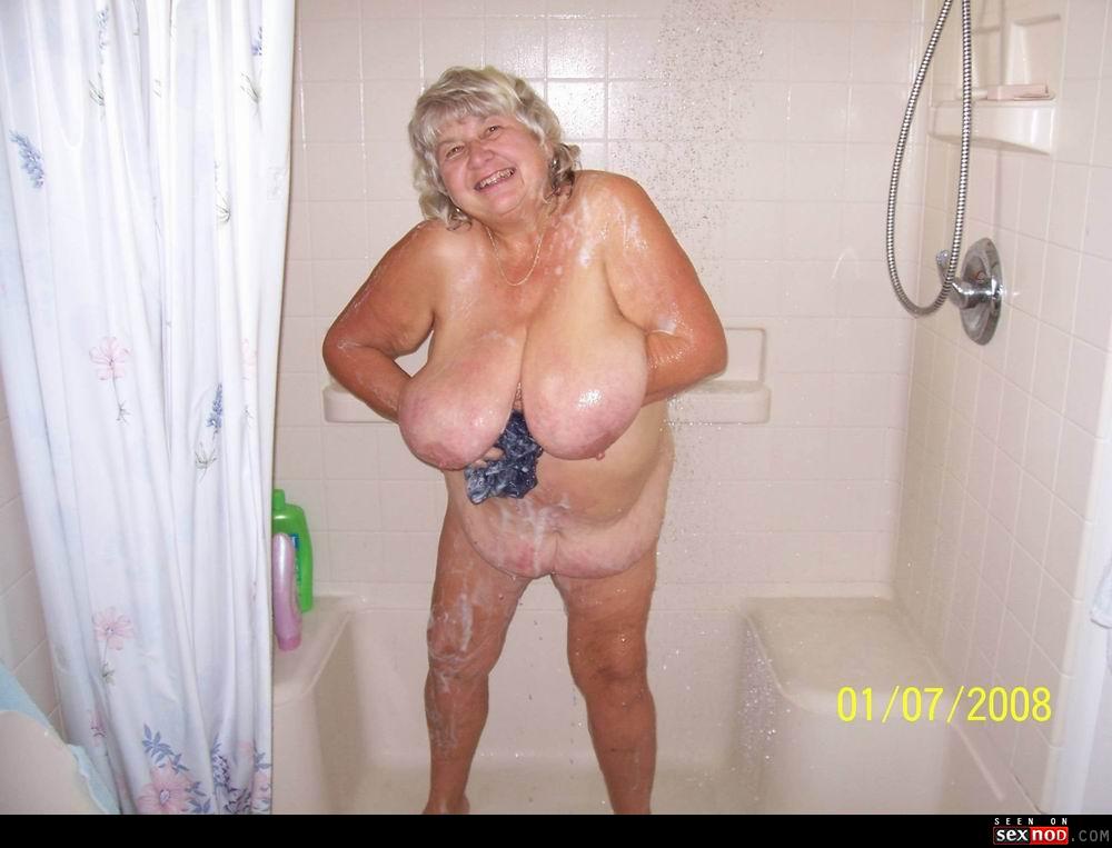 Extreme Fat Granny Boobs - Boob huge mom old - Naked photo
