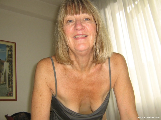 50 mature porn pics mature albums userpics displayimage cleavage