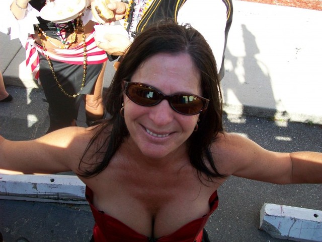 big mommy tit pics 