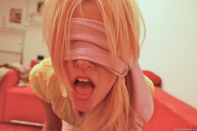 blindfold porn blindfolded