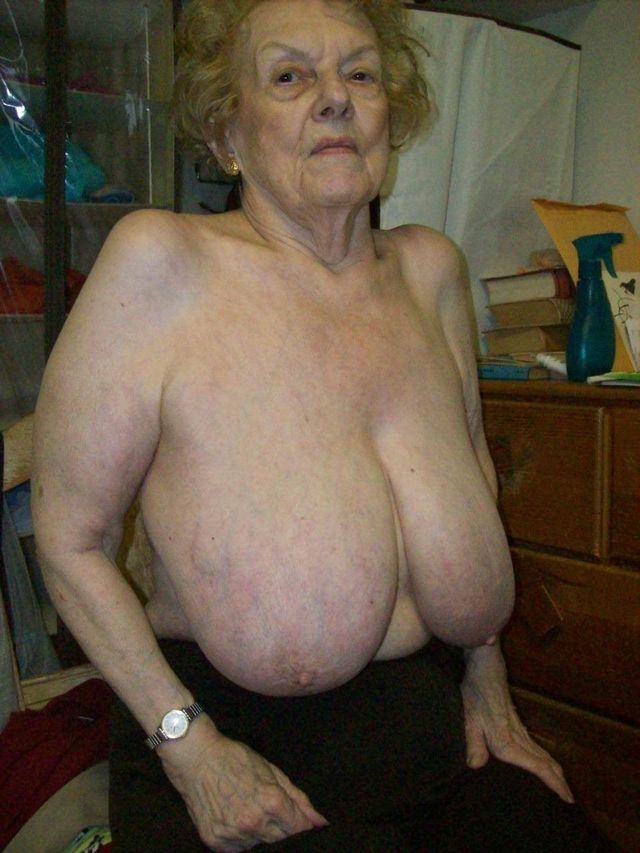 granny pics mature mature old granny boobs
