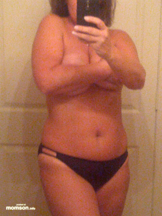 hot black moms porn nude pics mom naked mother milf black hot underwear self topless moms iphone selfshot