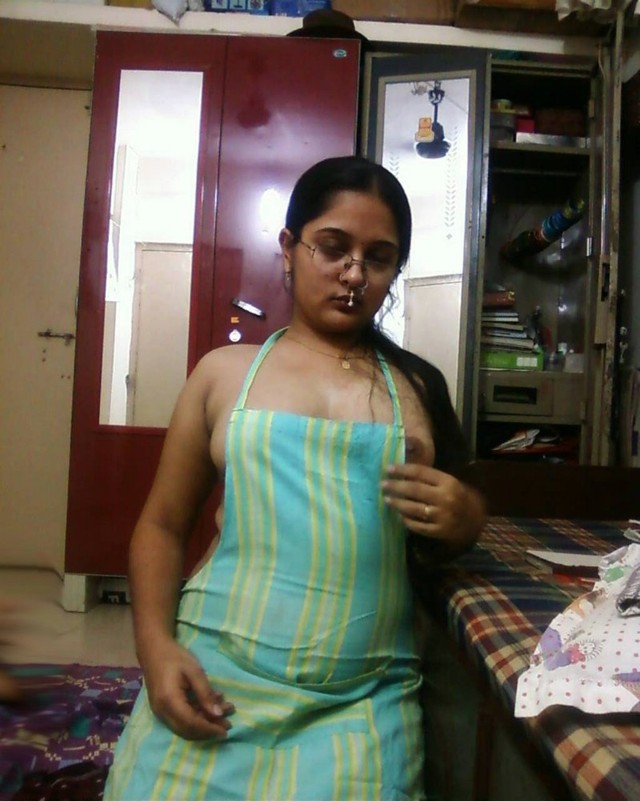 hot housewife porn pics nude pictures pics erotic hot horny desi housewife preethi fsi