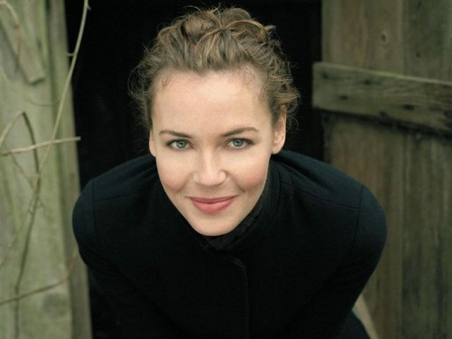 mature female sex pictures biography connie nielsen