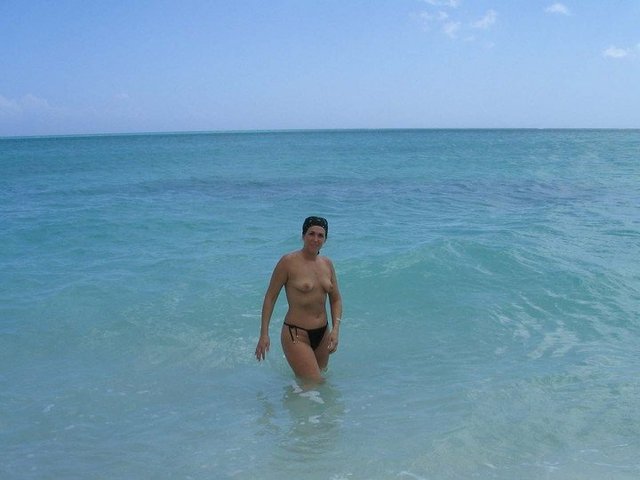 mature milf thumbs mature pictures galleries virgin beach cock nudist males chest flat caribbean gorda mahoe