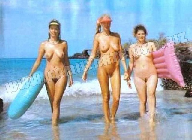 mature nudist pic mature women naturist nudist bathing