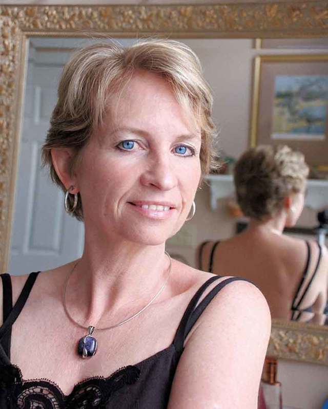 mature pictures gallery short mature women hairstyles