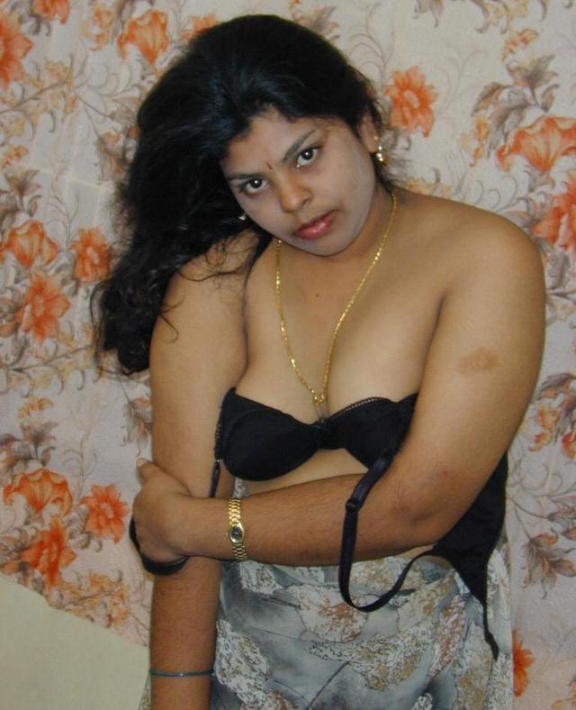 mature porn handjob mature nude porn pictures indian milf aunties bhabhi rainpow auntylooks