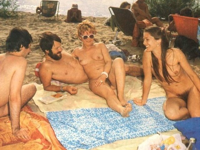 mature porn womans mature photos galleries beach fat couples nudist eating womans shit rosa santa pizza daddys