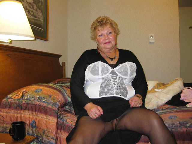 mature upskirt fuck mature milf black granny panties flashing upskirt gilf tights lifting