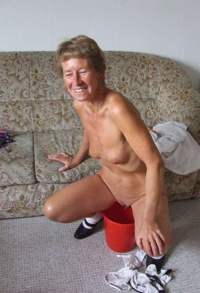 naked granny pics naked granny sexy http cams grannies pisses bucket christiana