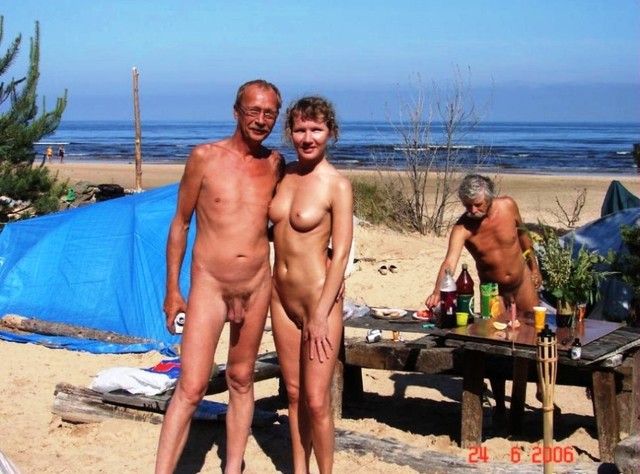 nudist photos mature mature young camping nudists