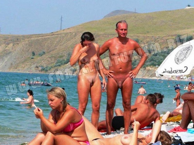 nudist photos mature mature girl couple naturist nudist dancing