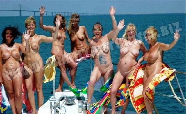 nudist pics mature mature women nudist friends