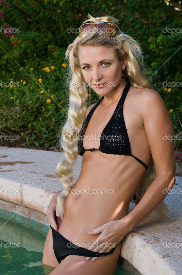 bikini mature blonde photo depositphotos stock
