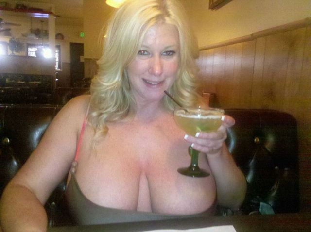 boobs mature mature category boobs candid boob shot