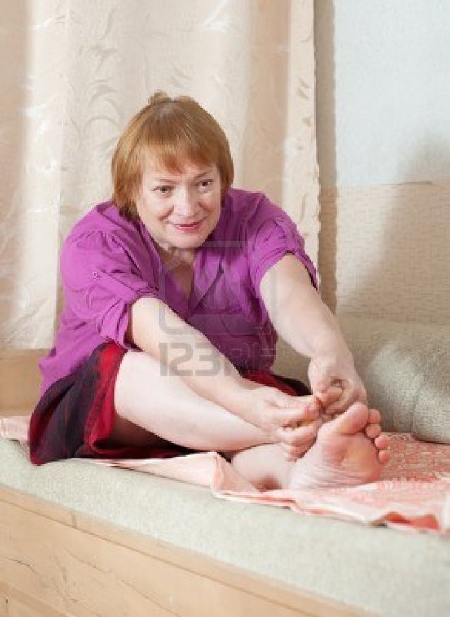 feet mature mature woman photo feet nails jackf caring