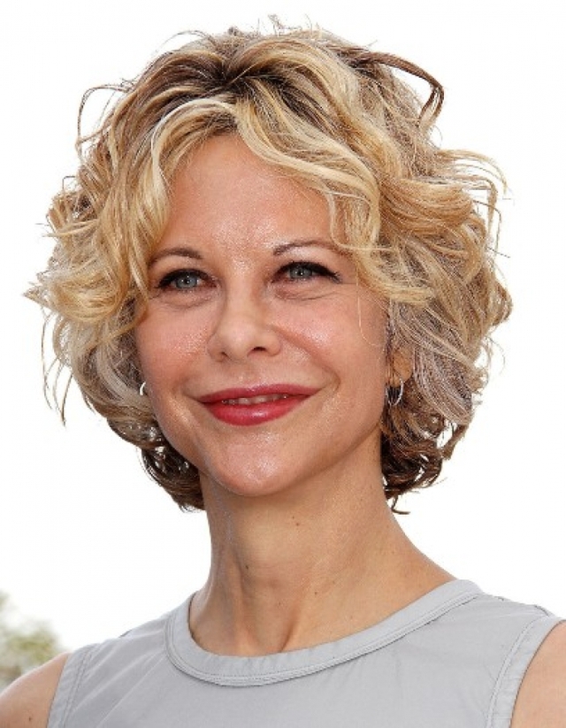 pic of older women short older women amazing wavy hairstyles