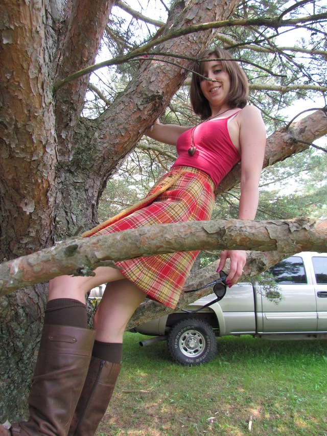 sexy mom pictures mother from skirt plaid apparently
