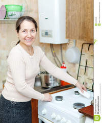 big tit mature porn mature housewife cleans gas stove happy sponge kitchen home