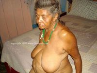 black old mature porn fhg black granny porn pics