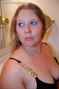 busty mom sex gallery galleries allkindsofgirls busty bbw mom huge pic