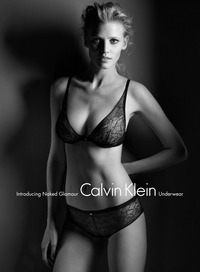 hot moms in underwear calvin klein underwear sing heidi klum undies