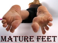 mature feet porn galleries mature feet