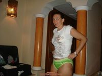 mature milf photo galleries real amateur milf mature brunette pics