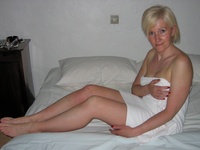 mature milfs dev janet from hull cea
