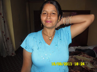 mature sexy gallery sexy indian mature bhabhi jeans shirt escort home woman