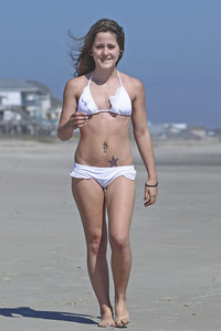 mom bikini gallery jenelle evans pictures teen mom bikini celebrity reality