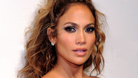 mom lesbian wyztnuf dzxjpg original jennifer lopez producing pilot about multi ethnic family lesbian moms