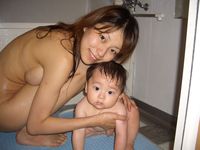 naked mom pictures cute japanese moms naked child