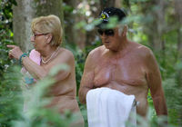older nudists photos resources dti rendered web pasnudist col news humaninterest film crew following german couple nudist vacation