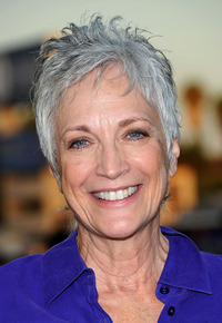 pic of older women short hairstyles older women