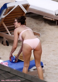 sexy mature bikinis stephanie seymour bikini cougar ass celebrity best pictures
