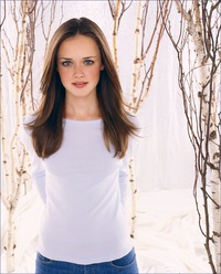 alexis mature kdvb entertainment alexis bledel transformation