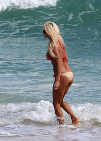 mature bikini victoria silvstedt bikini beach miami warning mature cricfire hotties