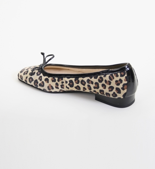 older porn tall very woman womens classic bird tall pump leopard lanky trousers
