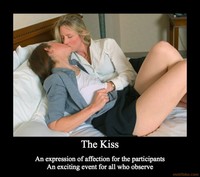 milf photo demotivational poster kiss affection exciting ladies milf posts femme por que los hombres les gustan las mujeres mayores